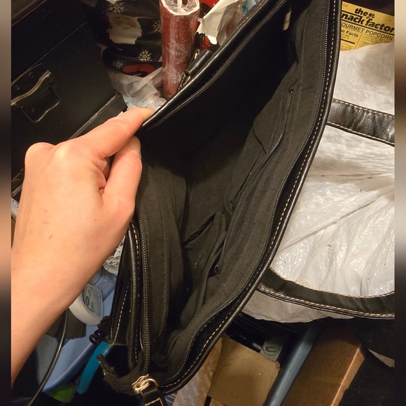 Purse - Picture 2 of 6